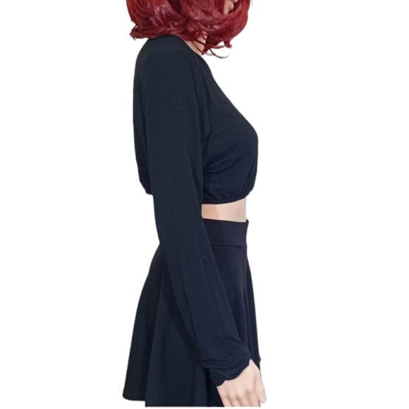 Olian Long Sleeved Crop Top Size Large - Picture 4 of 8